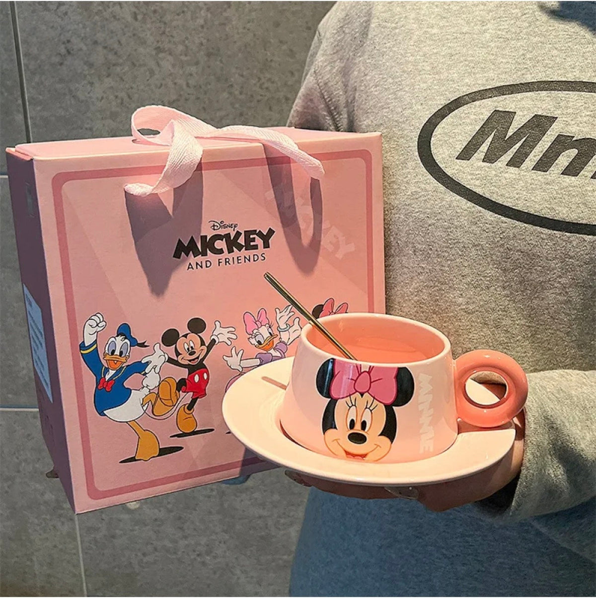 Disney Mickey & Friends Cup & Saucer Gift Set – Minnie Mouse Edition